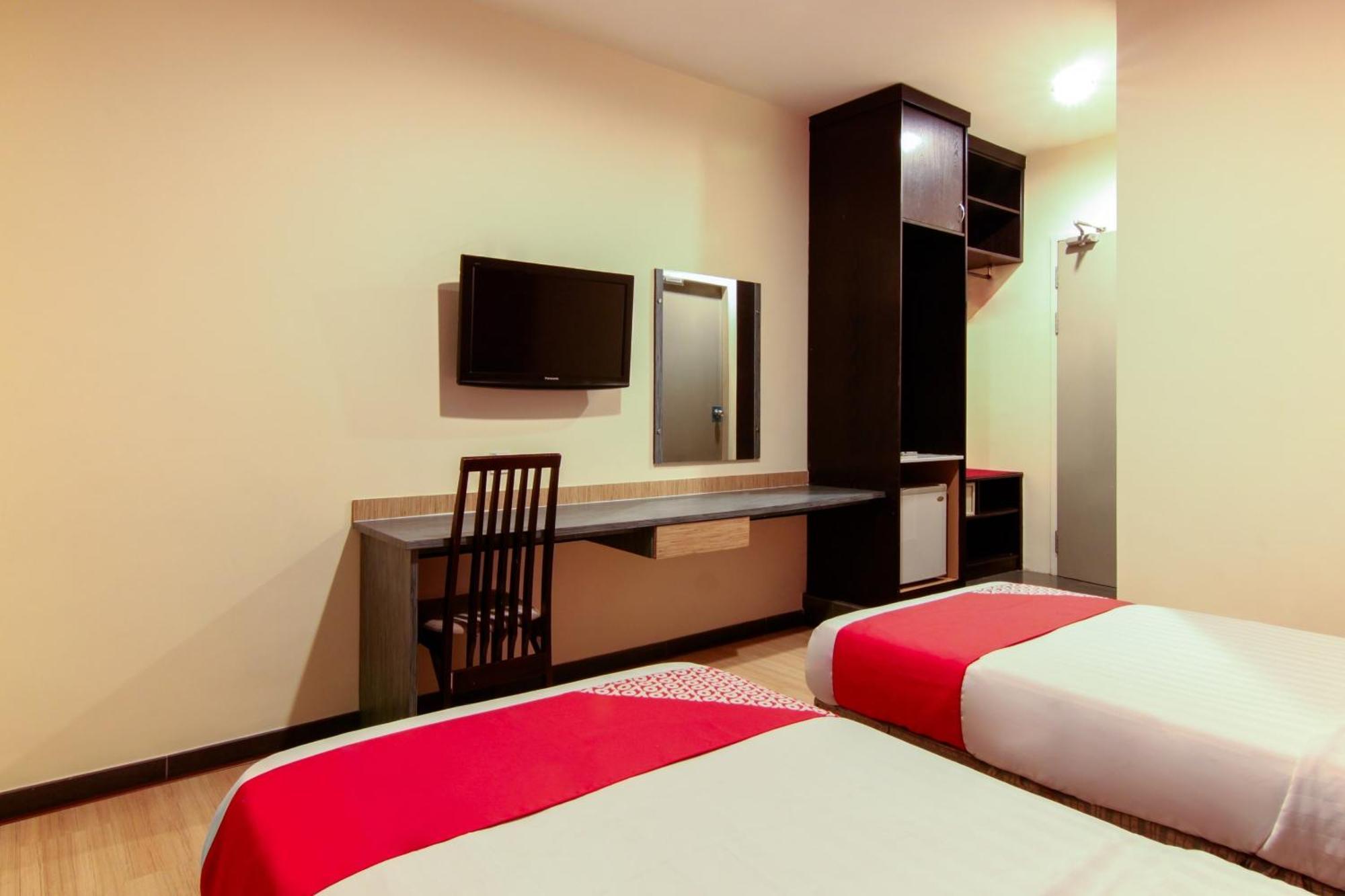 Super Oyo 43930 Hotel Esplanade Sandakan Bagian luar foto